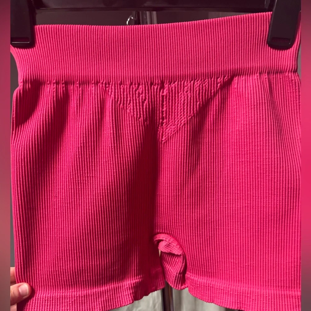 FP Movement Happiness Runs Prayna Shorts in Hot Pink Retail $38 NWOT